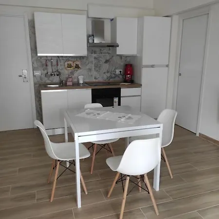 Apartment Onda Marina 1 *